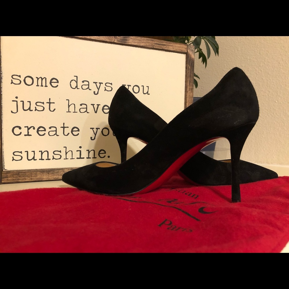 Luis Vuitton Red Bottoms